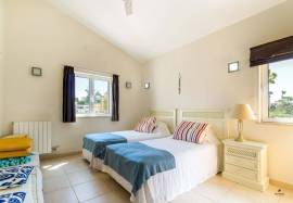 2-bedroom apartment overlooking the golf course of Vale da Pinta - Algarve 2-bedroom apartment overlooking the golf course of Vale da Pinta - Algarve