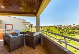 2-bedroom apartment overlooking the golf course of Vale da Pinta - Algarve 2-bedroom apartment overlooking the golf course of Vale da Pinta - Algarve