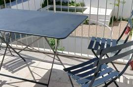 Renovated duplex with terrace in the heart of Lisbon – Premium location Príncipe Real / Avenida da Liberdade