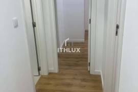 Renovated 3 Bedroom Apartment in Benfica with 20m² Suite
