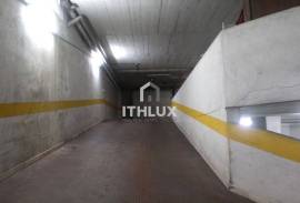 T2 with Parking — Space, Comfort!