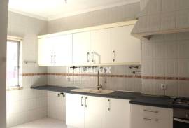 4 bedroom apartment in Mercês