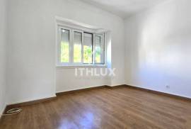 4 bedroom apartment in Mercês