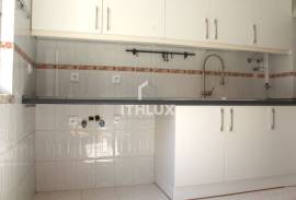 4 bedroom apartment in Mercês