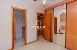 Wonderful semi-furnished apartment, 90m², for sale, 2 bedrooms, 1 suite, 2 parking spaces covered, Passo d ́Areia, POA / RS