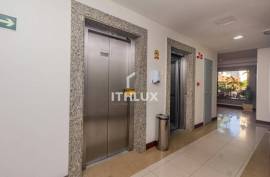 Wonderful semi-furnished apartment, 90m², for sale, 2 bedrooms, 1 suite, 2 parking spaces covered, Passo d ́Areia, POA / RS