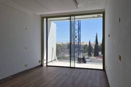 Charming 4-Bedroom Luxury Townhouse in Prime Loulé Location Charming 4-Bedroom Luxury Townhouse in Prime Loulé Location