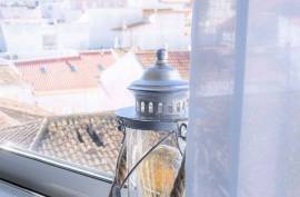 A Rare PENTHOUSE Hideaway in the Heart of Old Town Lagos A Rare PENTHOUSE Hideaway in the Heart of Old Town Lagos
