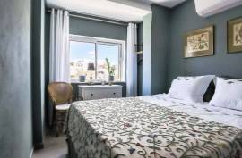 A Rare PENTHOUSE Hideaway in the Heart of Old Town Lagos A Rare PENTHOUSE Hideaway in the Heart of Old Town Lagos