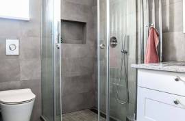 A Rare PENTHOUSE Hideaway in the Heart of Old Town Lagos A Rare PENTHOUSE Hideaway in the Heart of Old Town Lagos