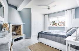 A Rare PENTHOUSE Hideaway in the Heart of Old Town Lagos A Rare PENTHOUSE Hideaway in the Heart of Old Town Lagos