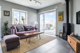 A Rare PENTHOUSE Hideaway in the Heart of Old Town Lagos A Rare PENTHOUSE Hideaway in the Heart of Old Town Lagos