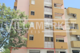 2 interconnected banking stores with 135 m2 located in Prior Velho near Lisbon airport