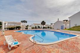 VILAMOURA - 2 bedroom townhouse recently remodeled