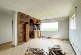 Property for sale in Benfarras/Terras Ruivas, situated on a plot of 1800m2 Property for sale in Benfarras/Terras Ruivas, situated on a plot of 1800m2