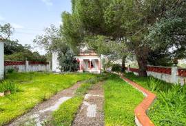 Property for sale in Benfarras/Terras Ruivas, situated on a plot of 1800m2 Property for sale in Benfarras/Terras Ruivas, situated on a plot of 1800m2