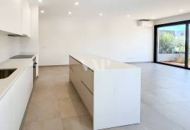 New 3-bedroom apartment in a private condominium in Vilamoura New 3-bedroom apartment in a private condominium in Vilamoura