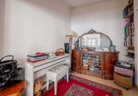 Three Bedroom Townhouse in the Heart of Burgau with Endless Potential