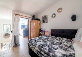 Three Bedroom Townhouse in the Heart of Burgau with Endless Potential