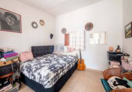 Three Bedroom Townhouse in the Heart of Burgau with Endless Potential