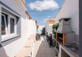 Terraced house for sale in Odiáxere Terraced house for sale in Odiáxere