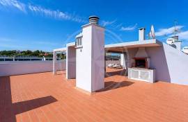 Large 3 bed Tavira centre family apartment sold fully furnished Large 3 bed Tavira centre family apartment sold fully furnished