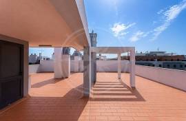 Large 3 bed Tavira centre family apartment sold fully furnished Large 3 bed Tavira centre family apartment sold fully furnished