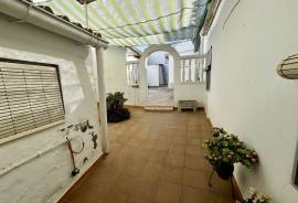 Beamed Beauty Townhouse Beamed Beauty Townhouse