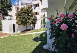 Four bedroom villa in central location in Albufeira Four bedroom villa in central location in Albufeira