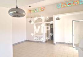 Four bedroom villa in central location in Albufeira Four bedroom villa in central location in Albufeira
