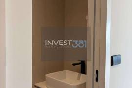 New 1 Bedroom Apartment with Terrace and Garage in Gondomar