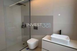 New 2 Bedroom Apartment with Terrace and 2 L. Garage in Gondomar