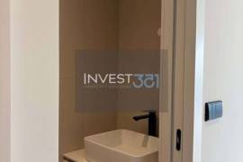 New 2 Bedroom Apartment with Terrace and 2 L. Garage in Gondomar