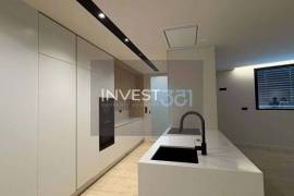 New 3 Bedroom Apartment with Terrace and 2 L. Garage in Gondomar