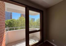 3 bedroom apartment with balcony, for rent, in Porto