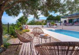 PRESTIGE 4 Bedroom Villa – Holiday Rentals PRESTIGE 4 Bedroom Villa – Holiday Rentals