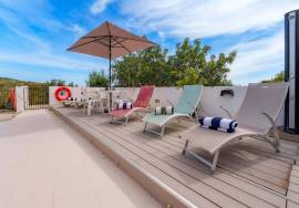 PRESTIGE 4 Bedroom Villa – Holiday Rentals PRESTIGE 4 Bedroom Villa – Holiday Rentals
