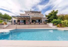 PRESTIGE 4 Bedroom Villa – Holiday Rentals PRESTIGE 4 Bedroom Villa – Holiday Rentals