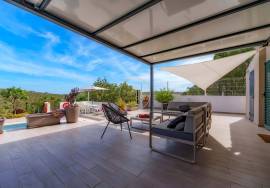PRESTIGE 4 Bedroom Villa – Holiday Rentals PRESTIGE 4 Bedroom Villa – Holiday Rentals