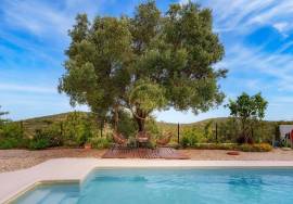 PRESTIGE 4 Bedroom Villa – Holiday Rentals PRESTIGE 4 Bedroom Villa – Holiday Rentals