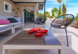 PRESTIGE 4 Bedroom Villa – Holiday Rentals PRESTIGE 4 Bedroom Villa – Holiday Rentals