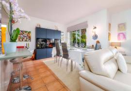 PRESTIGE 4 Bedroom Villa – Holiday Rentals PRESTIGE 4 Bedroom Villa – Holiday Rentals