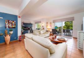 PRESTIGE 4 Bedroom Villa – Holiday Rentals PRESTIGE 4 Bedroom Villa – Holiday Rentals