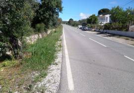 Flat plot of land with an area of ​​13,900 m² at the entrance to Loulé.