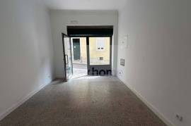 Leasehold | Shop | Paiva Couceiro Square Leasehold | Shop | Paiva Couceiro Square