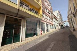 Leasehold | Shop | Paiva Couceiro Square