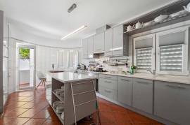 Vilamoura – 3-bedroom villa with basement and private pool