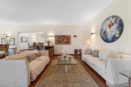 Vilamoura – 3-bedroom villa with basement and private pool