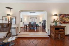 Vilamoura – 3-bedroom villa with basement and private pool