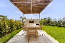 Santa Bárbara de Nexe – 3-bedroom villa with sea views